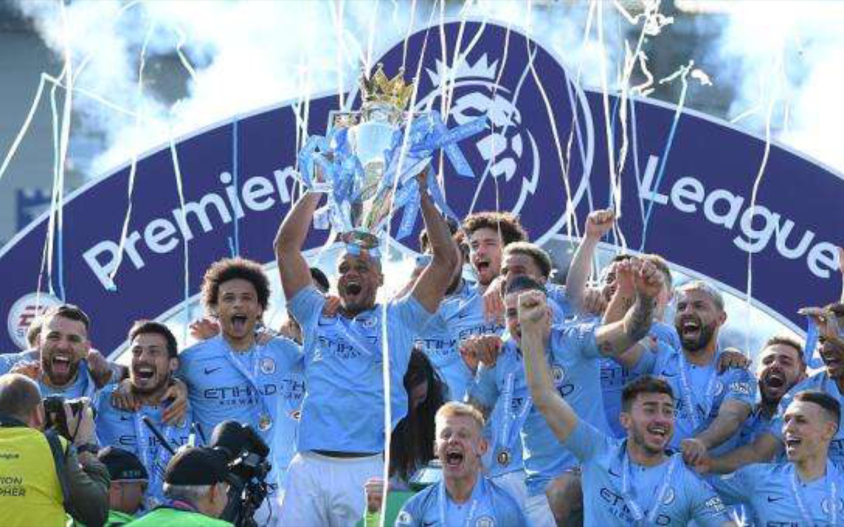 赛场称霸已 赛场称霸已